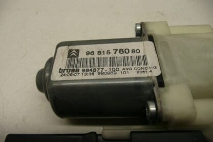 Motor de enrolamento da janela esquerda Citroën C4 9681576080 9222AY