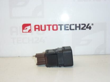 Interruptor do airbag do passageiro Citroën Peugeot 96373215XT 95835T02 8216E6