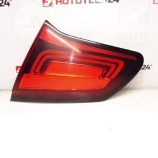 Moldura decorativa da lâmpada traseira direita Citroën C4 II 9808624780